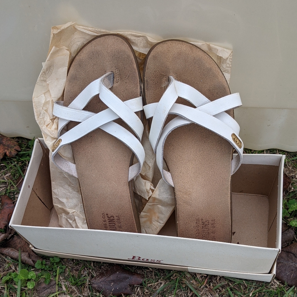 Leather sandals